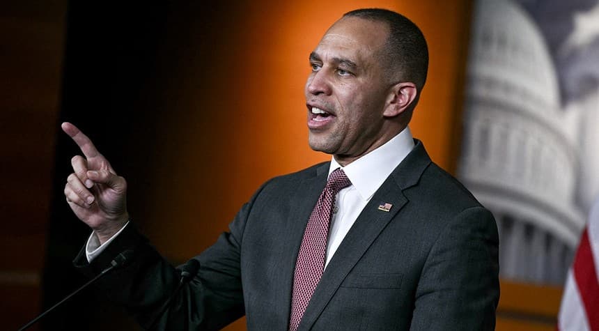 House Minority Leader Threatens FCC Chairman With Congressional Investigation